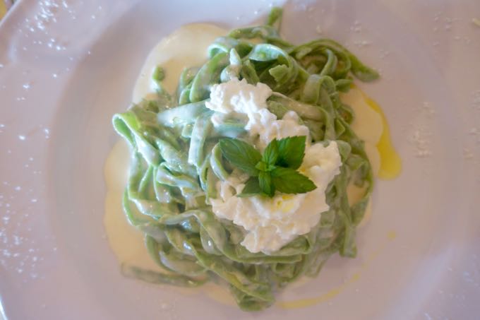 Osteria-Novecento-Umbria-Elizabeth-Minchilli-7